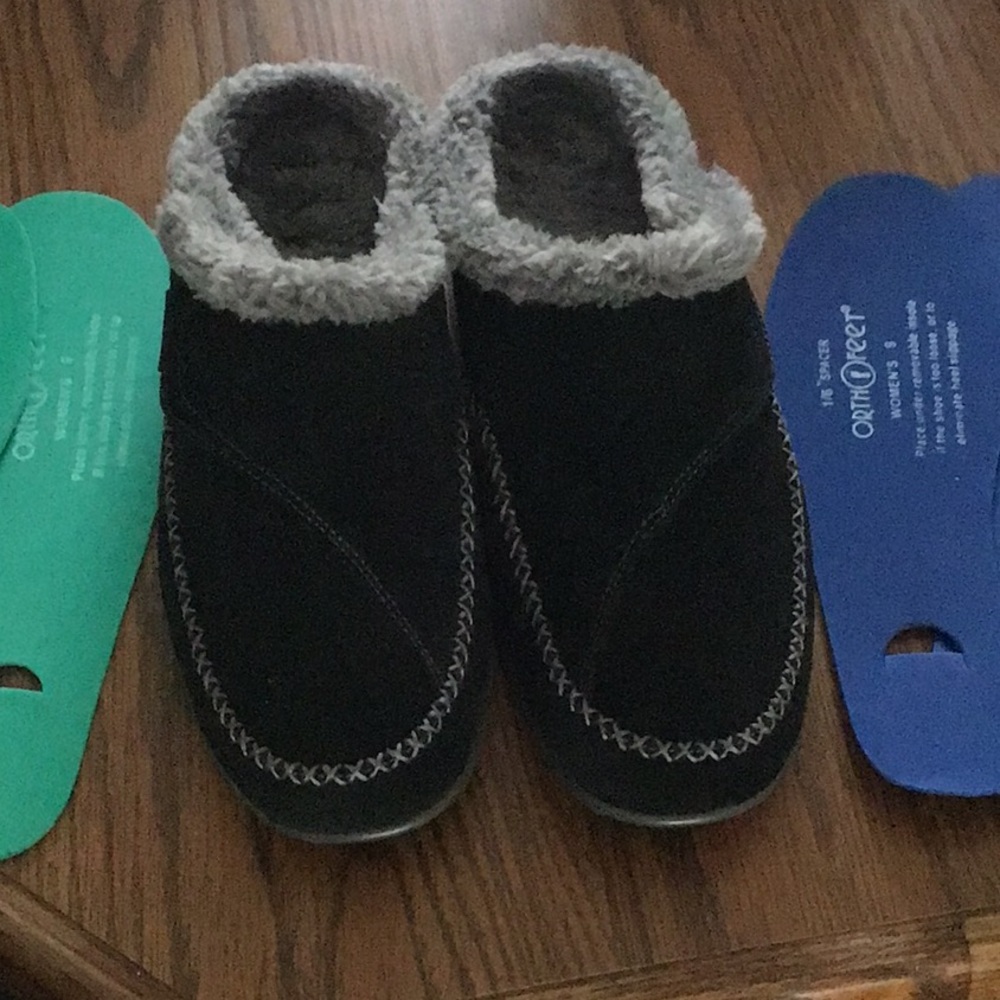 Black Fur Lined OrthoFeet Clogs Size 9 w/Inserts
